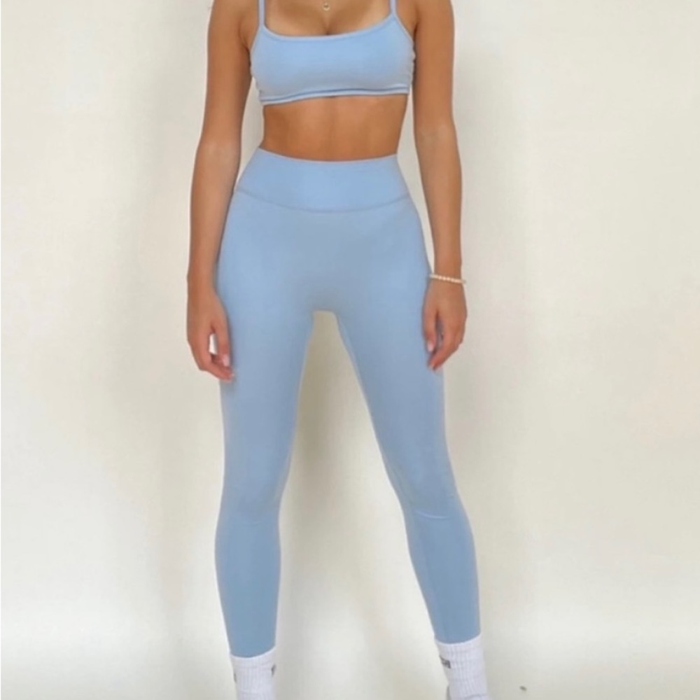 437 leggings